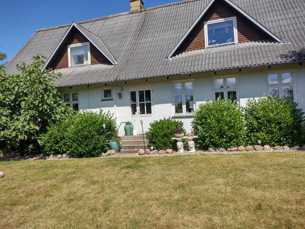 Bed and Breakfast Den Gamle Apotekergaard Hong Exterior foto